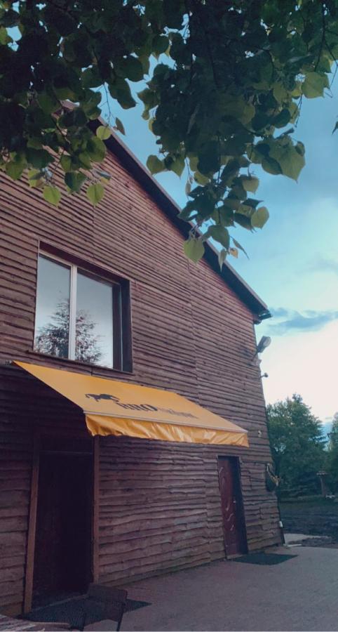 Bed and Breakfast Ośrodek Jeździecki Bronków Exterior foto